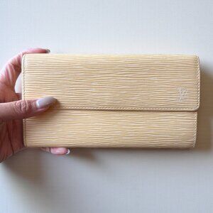 Authentic Louis Vuitton Epi Leather Long Wallet | Vanilla